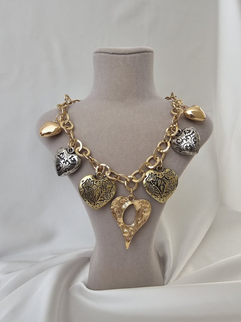 Kadın marka model charm kalpli kolye